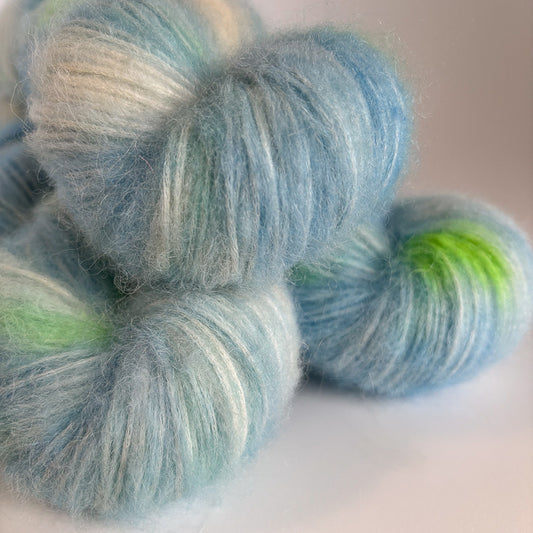 Alpaca Blow / Blue Me Away