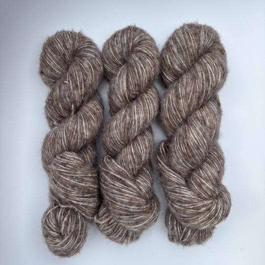 Alpaca Blow / Naturbrun (ufarvet)