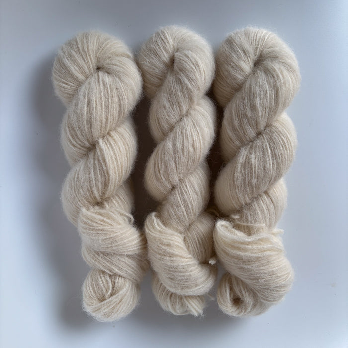 Alpaca Blow / Naturhvid (ufarvet)