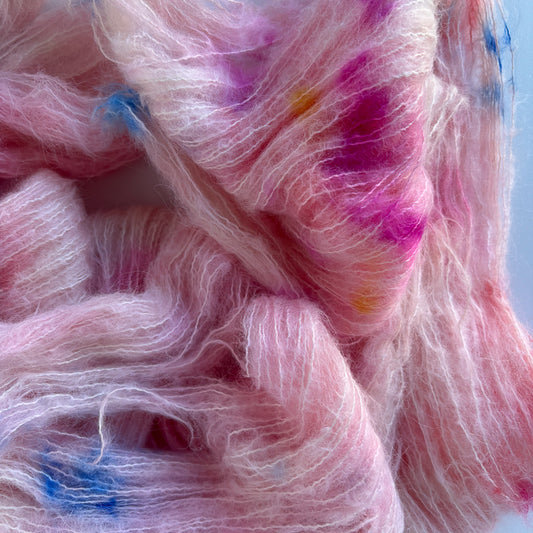 Brushed Alpaca / Et Farverigt Venskab