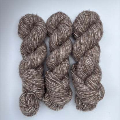 Alpaca Blow / Naturbrun (ufarvet)