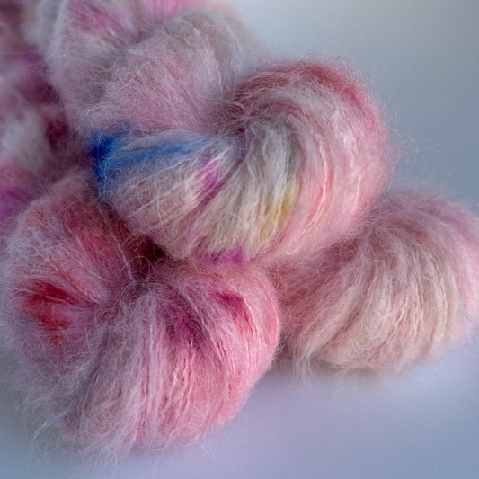 Brushed Alpaca / Et Farverigt Venskab