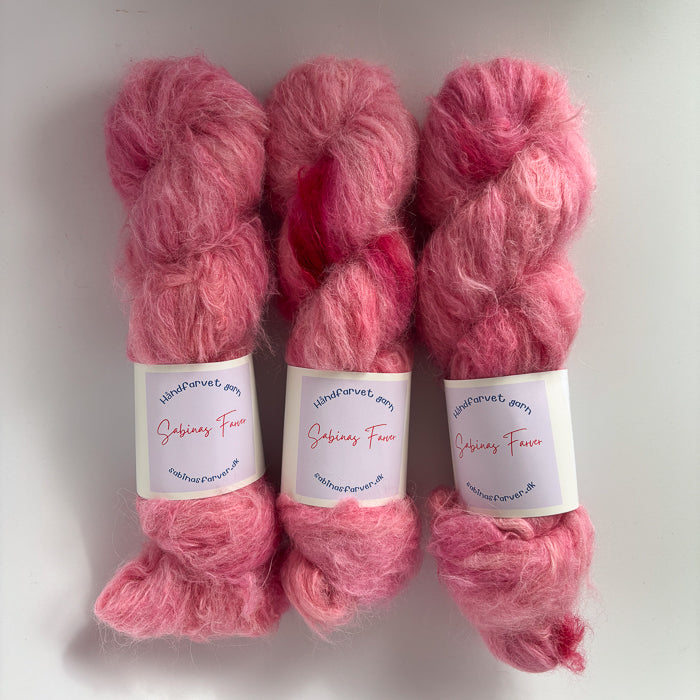 Chunky Alpaca / When In Doubt, Wear Pink