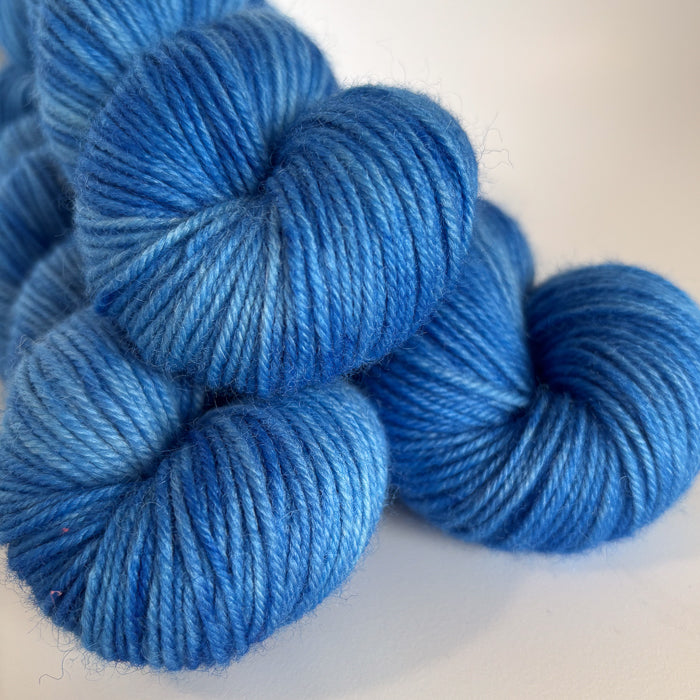Highland Wool / Electric Sky