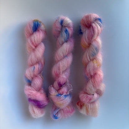 Silk Mohair / Et Farverigt Venskab