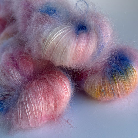 Silk Mohair / Et Farverigt Venskab