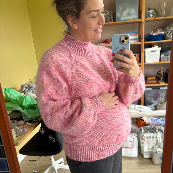 Garn & Glimmer Sweater - Strikkekit / Et Farverigt Venskab