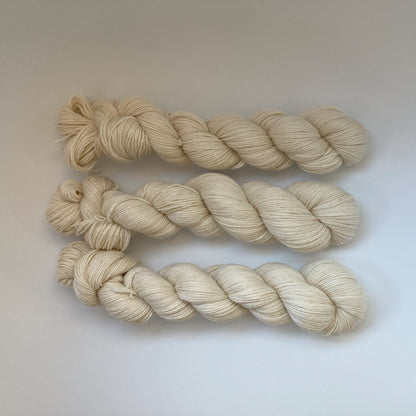 Cloud / Undyed Natural White